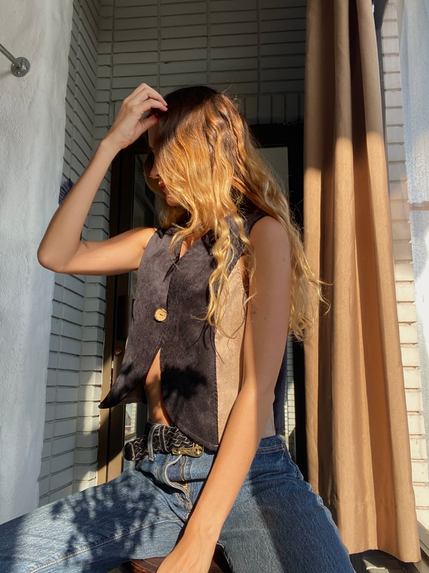 MONDAY BLACK VEST