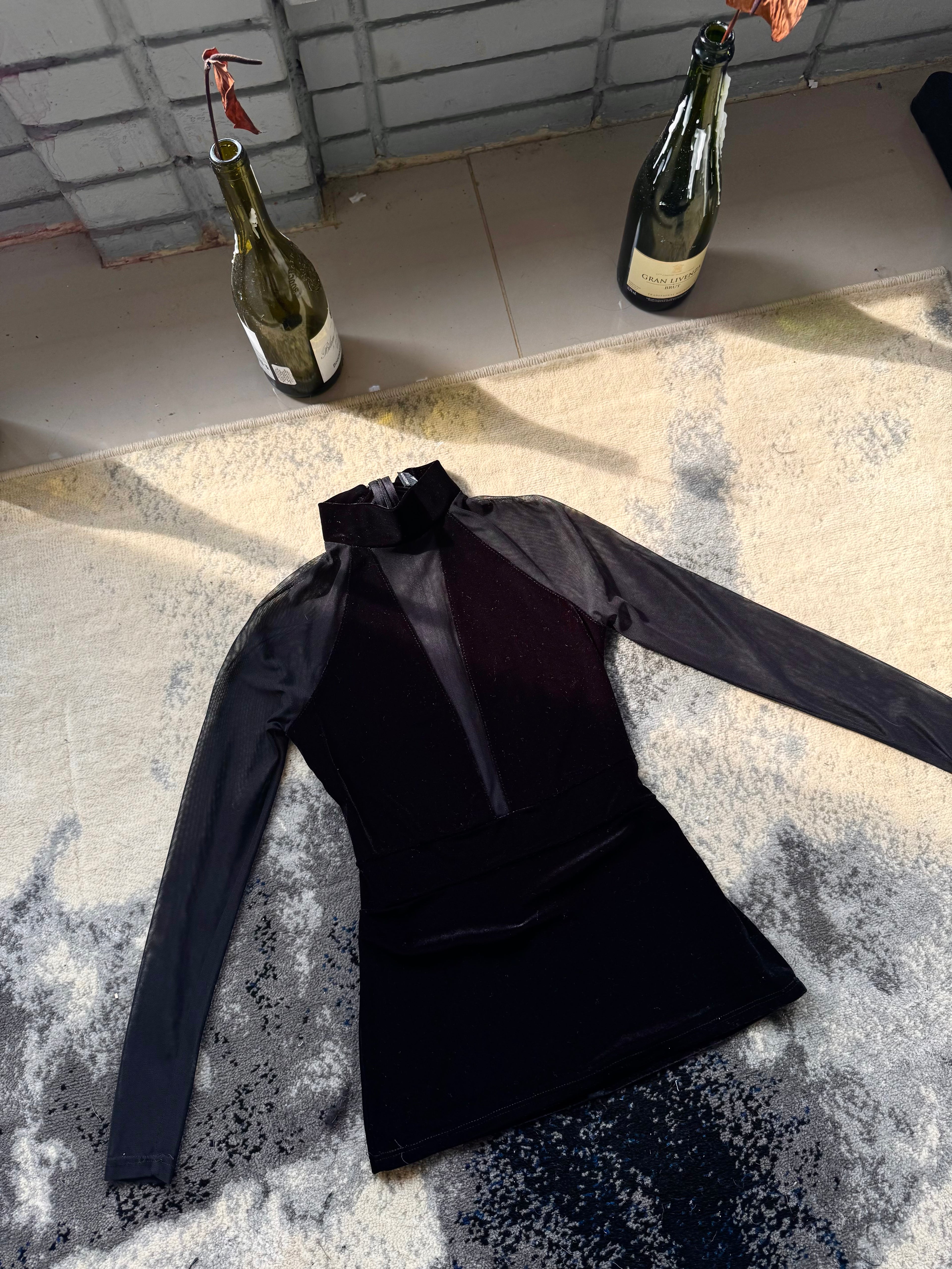 Black velvet top