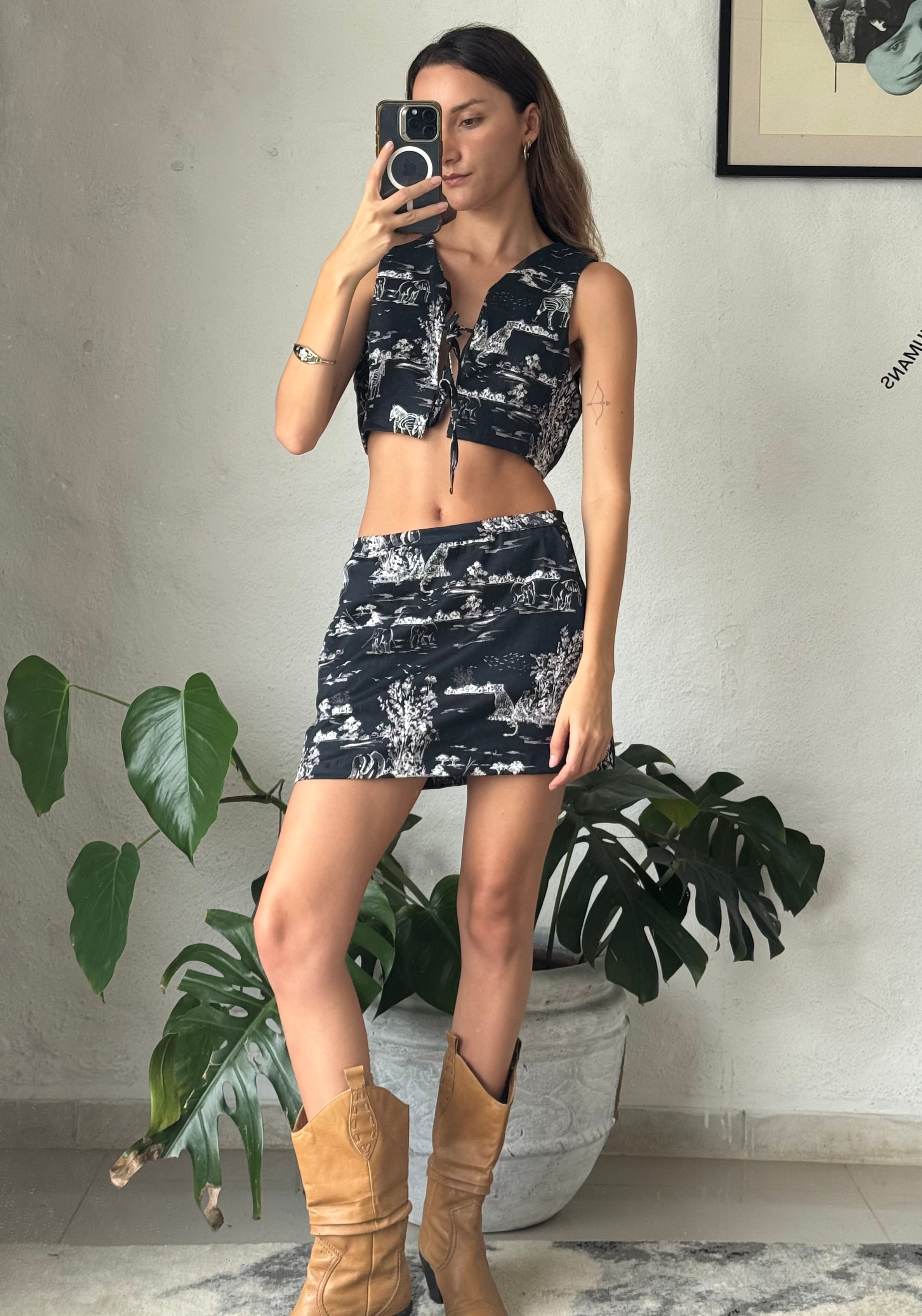 Upcycled set