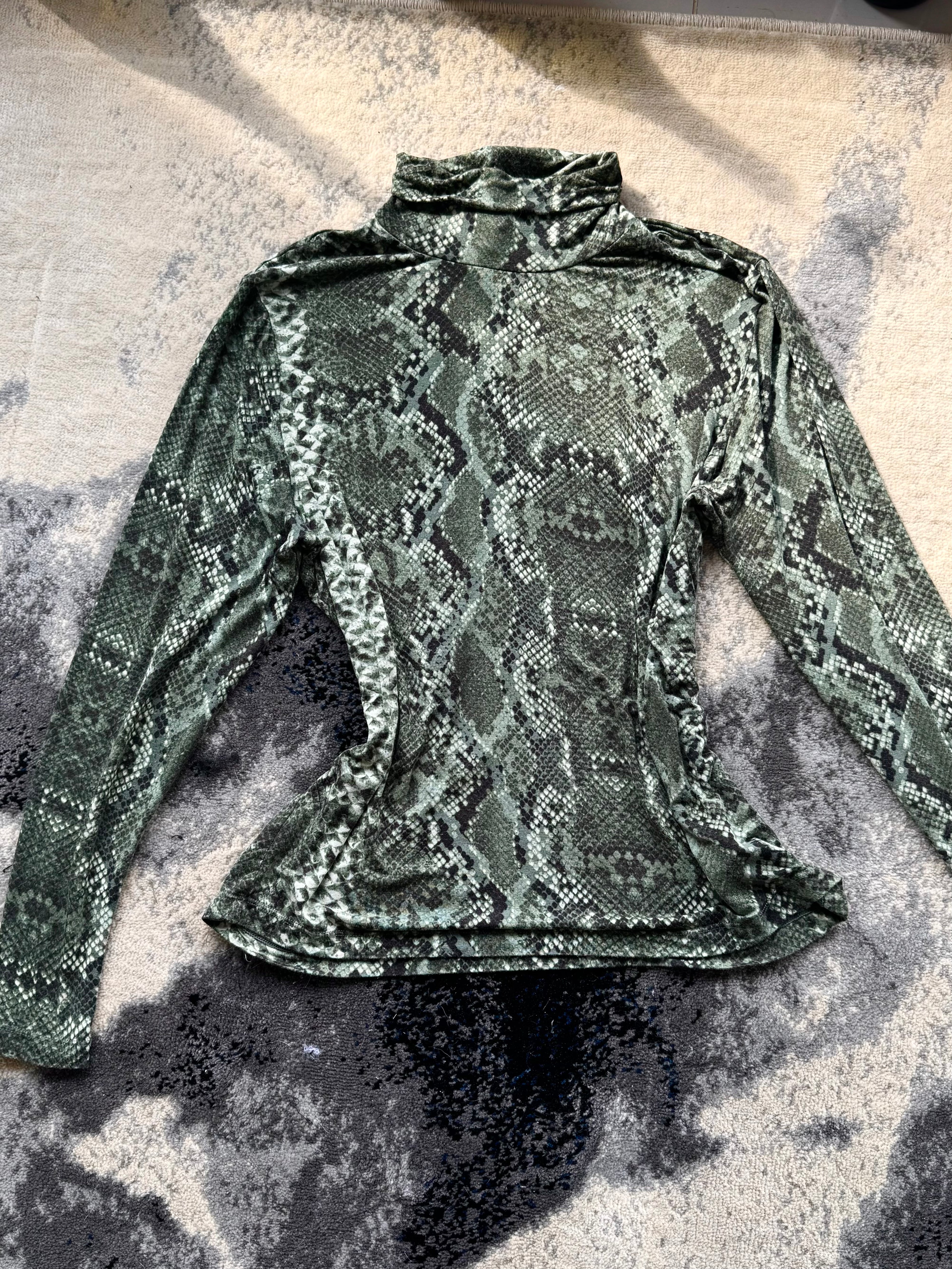 Soft green top
