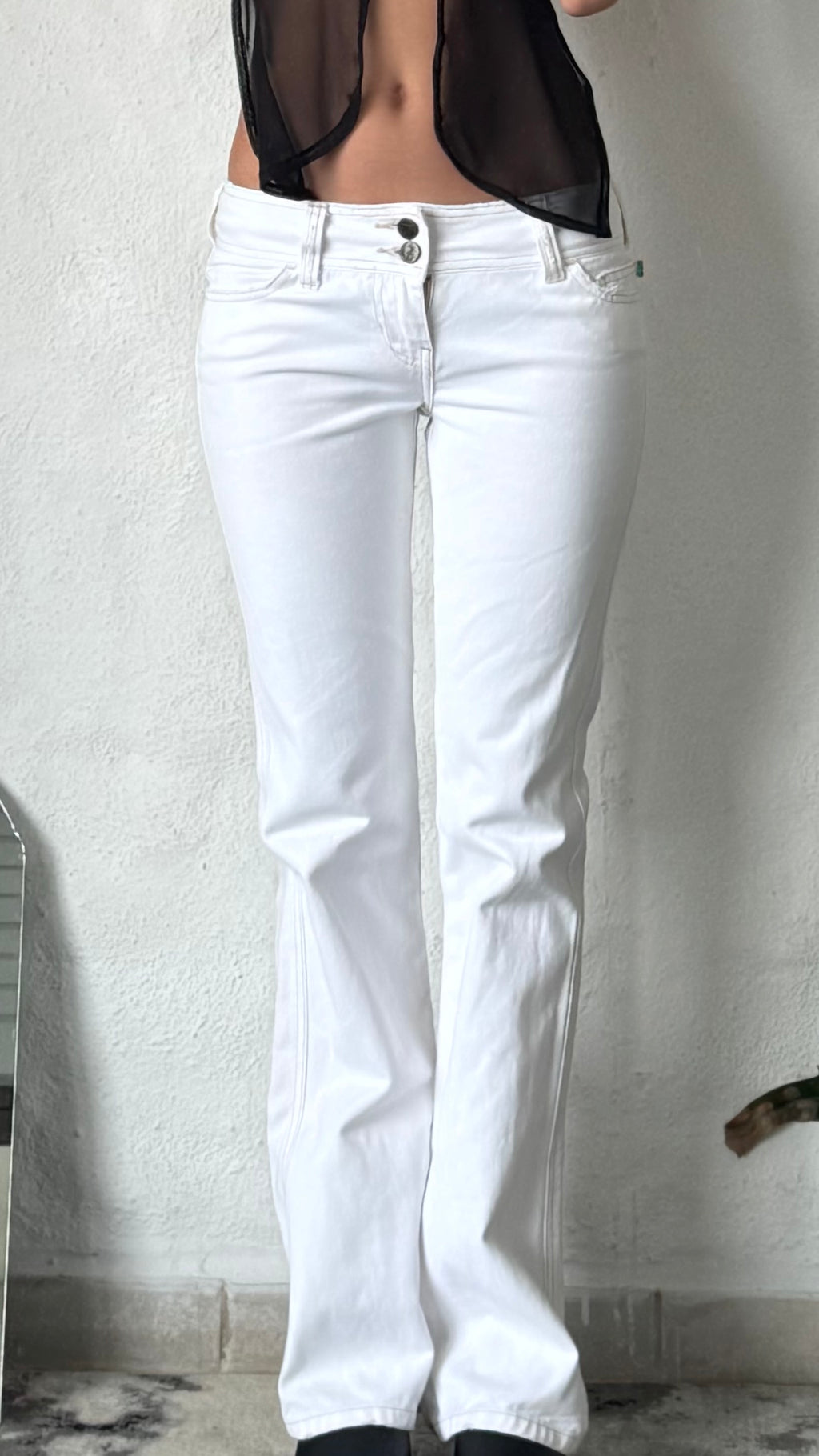 White low rise