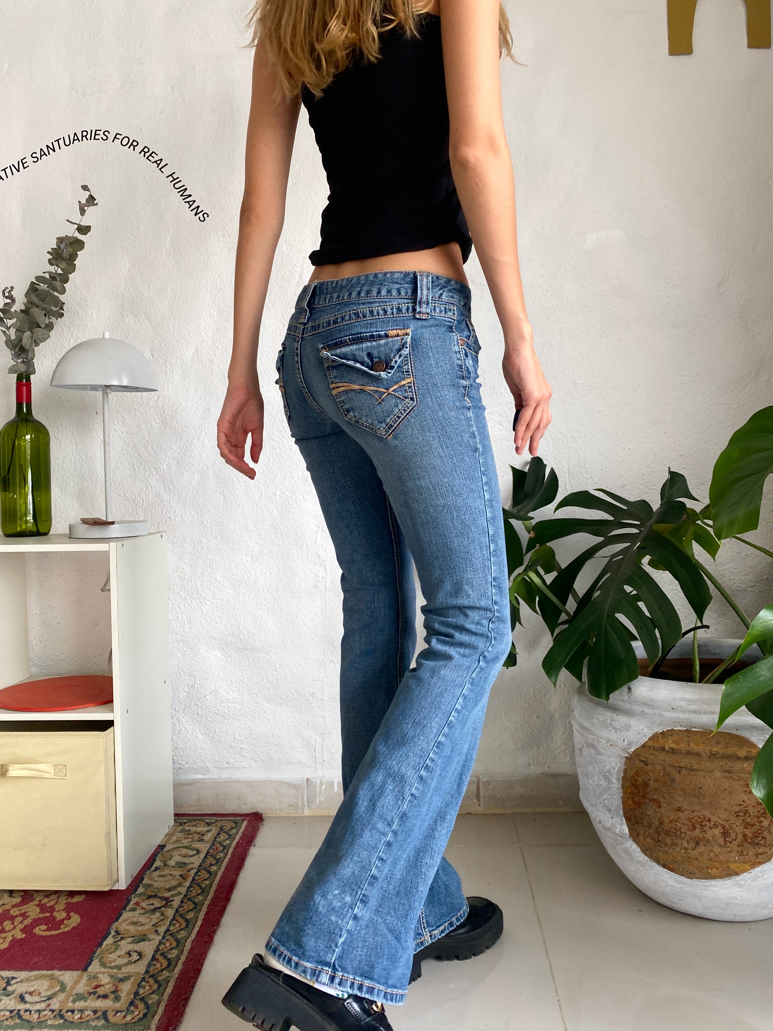 LOW DENIM