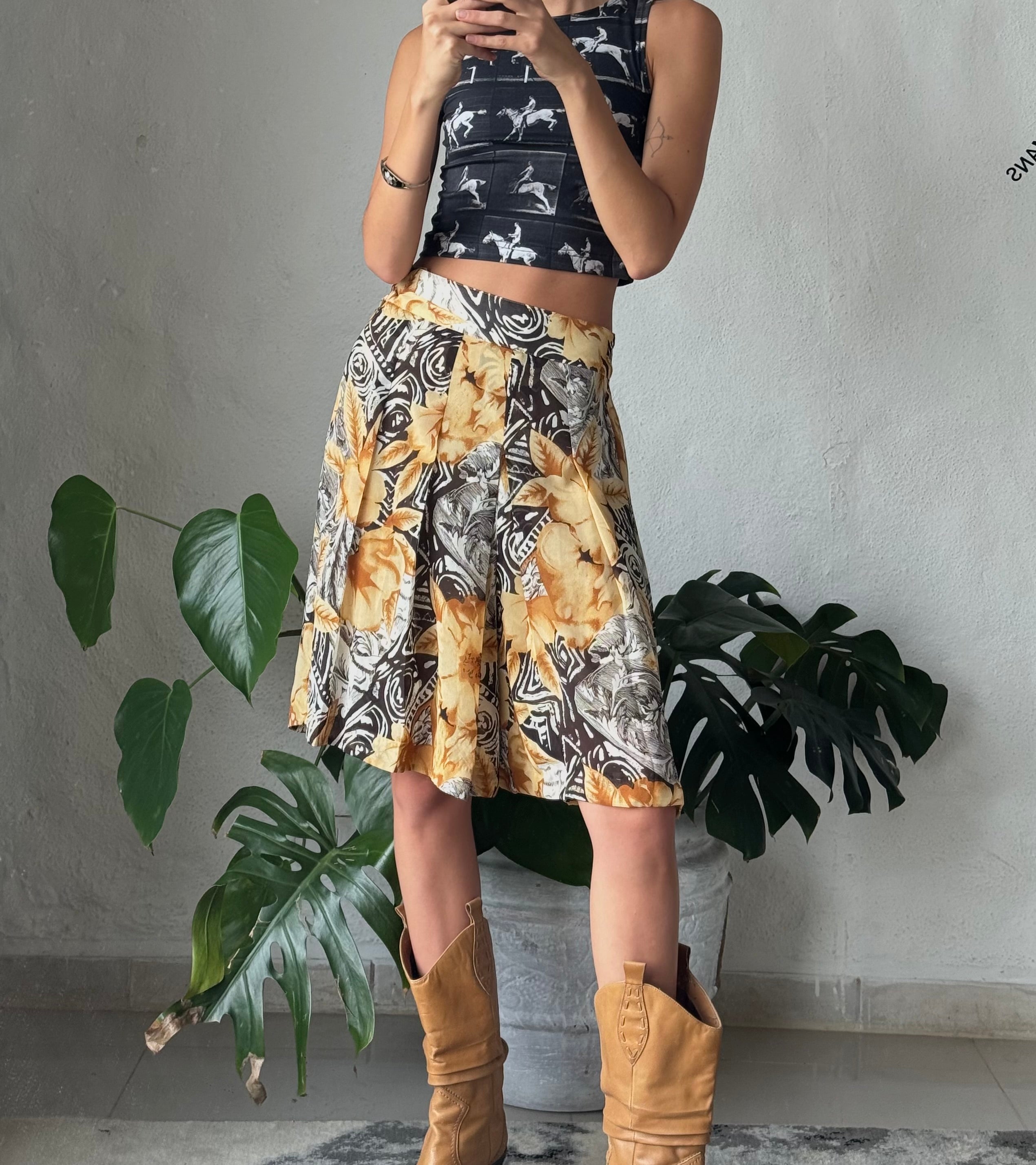Skort groovy