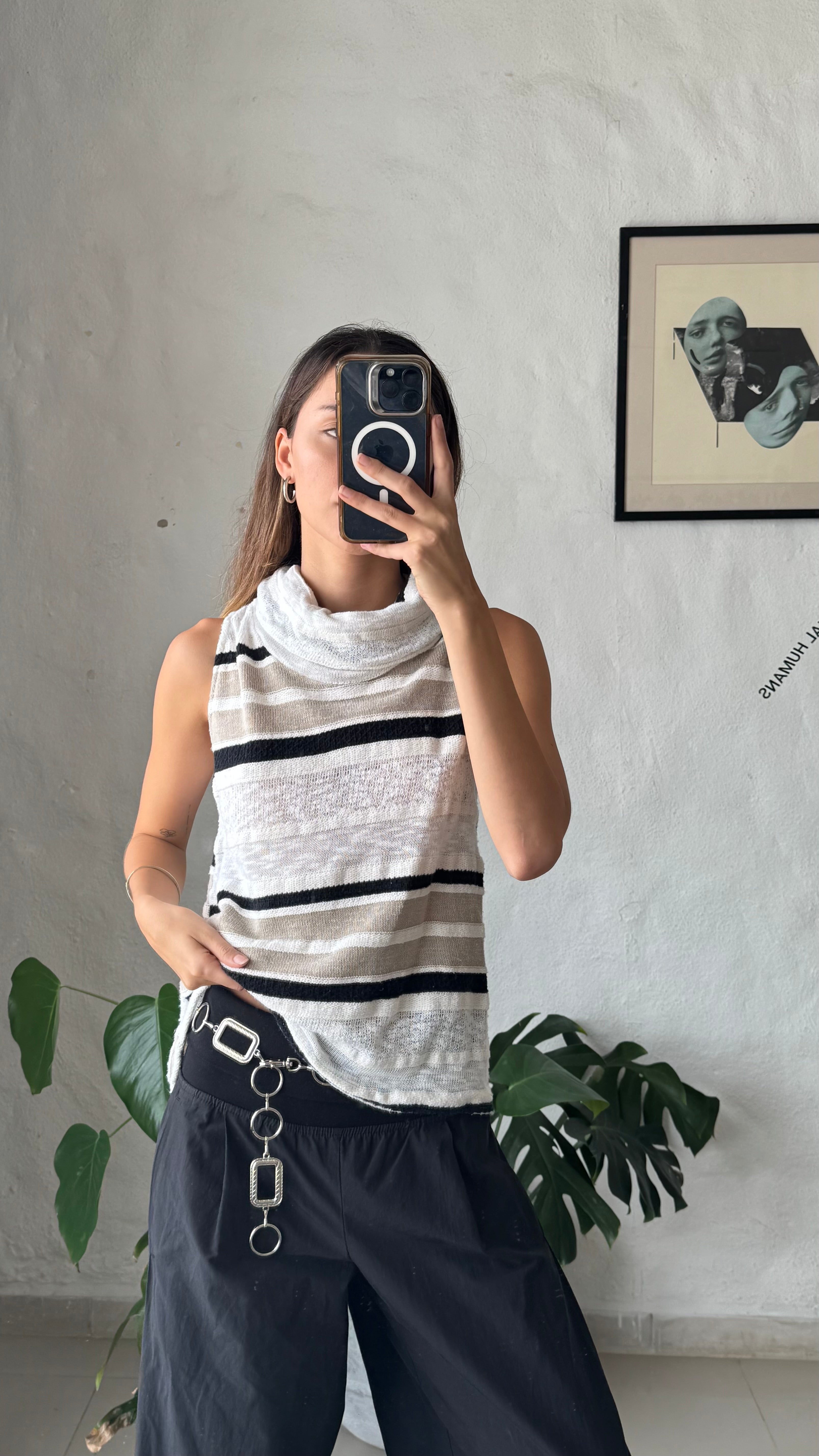 Vest turtleneck